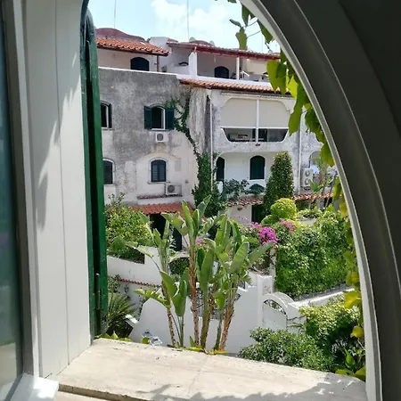 Casa Malo' Bed & Breakfast 4*