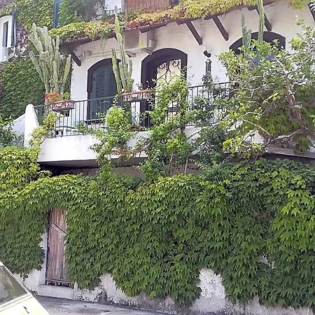 Casa Malo' 4*