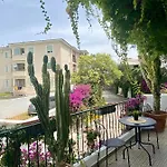 Casa Malo' Bed & Breakfast